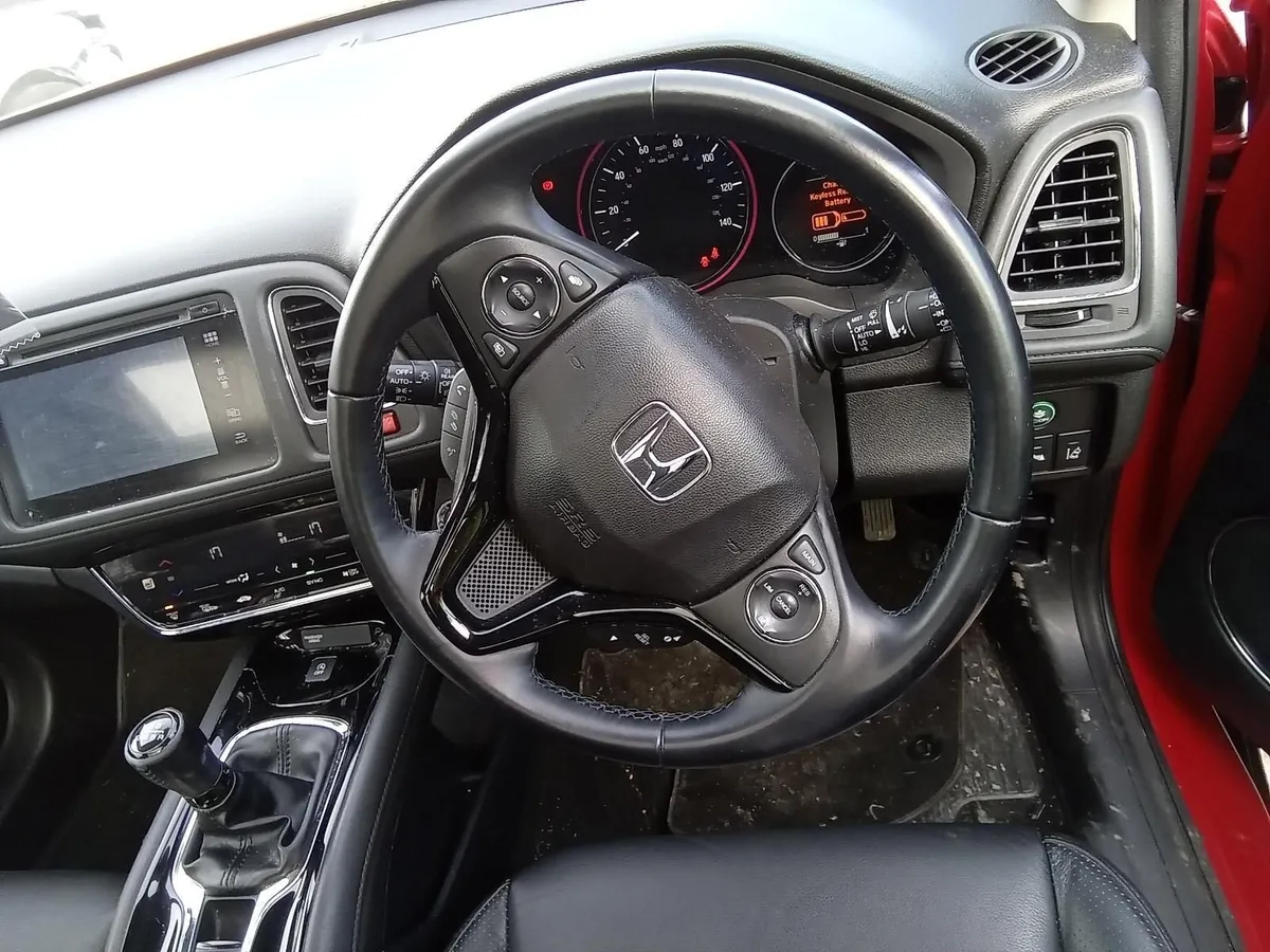 2017 HONDA HRV FOR SALE £3,250 ONO - Image 2