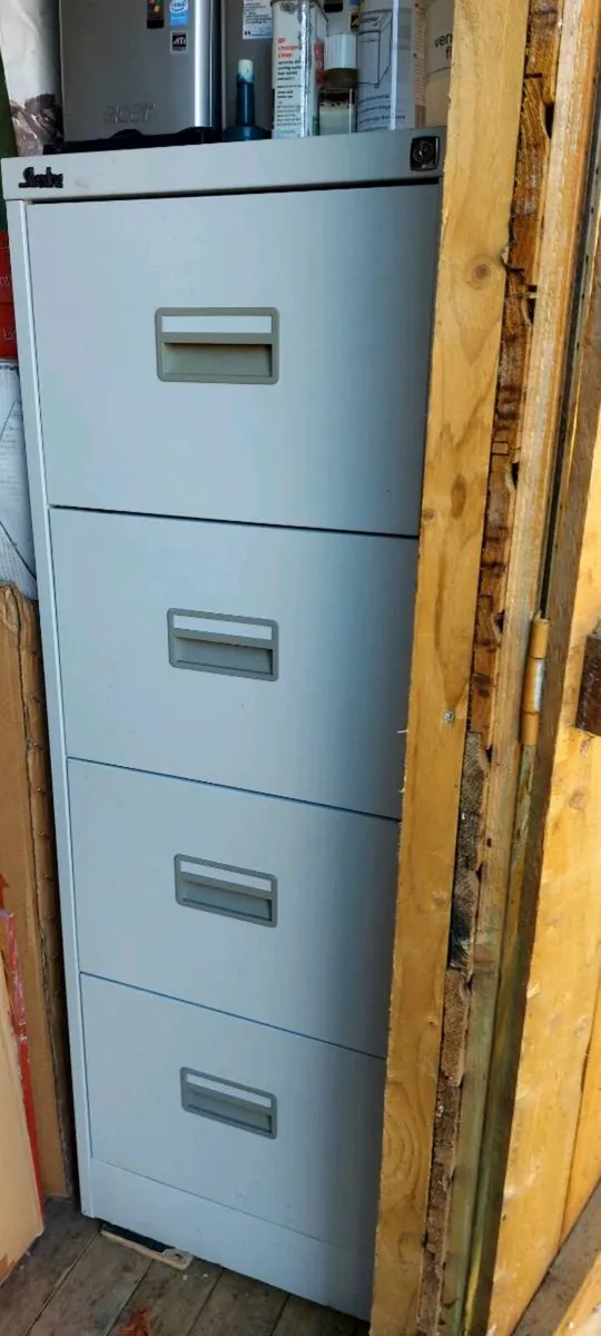 Silverline 4 Drawer Filing Cabinet - Image 2