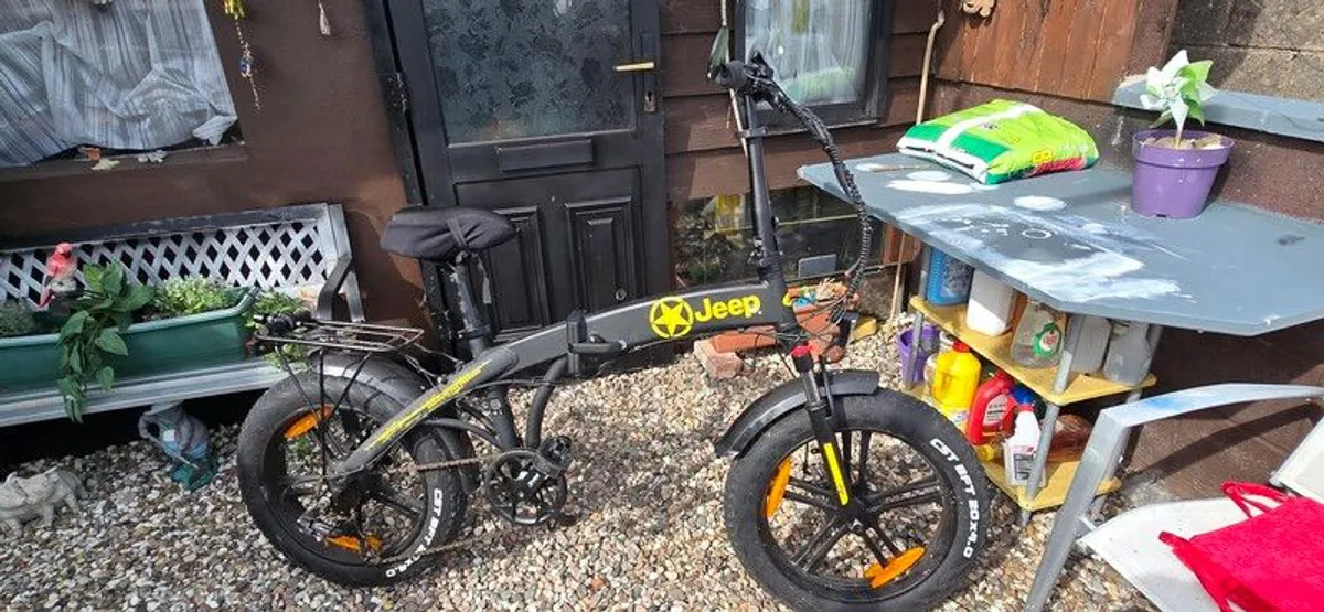Jeep e folding bike - Image 2