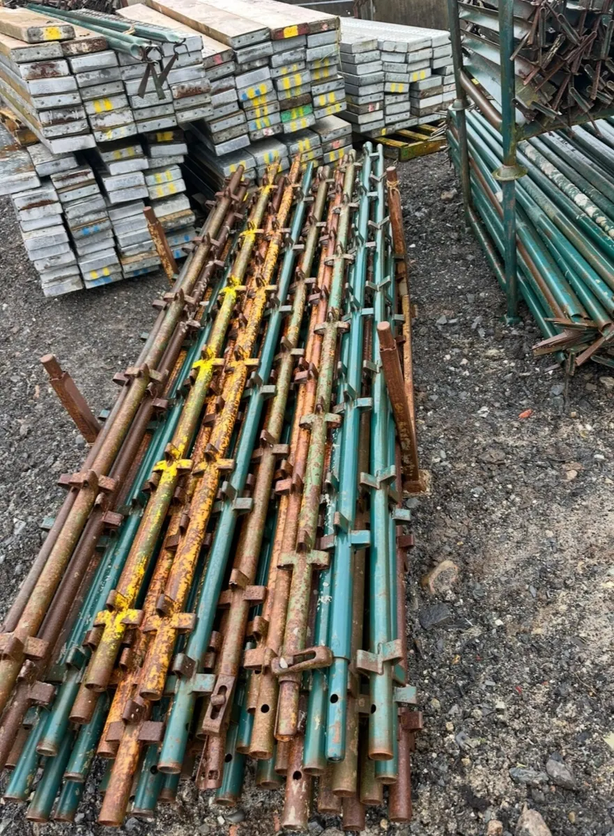 ***Scaffolding - only used twice from new*** - Image 2