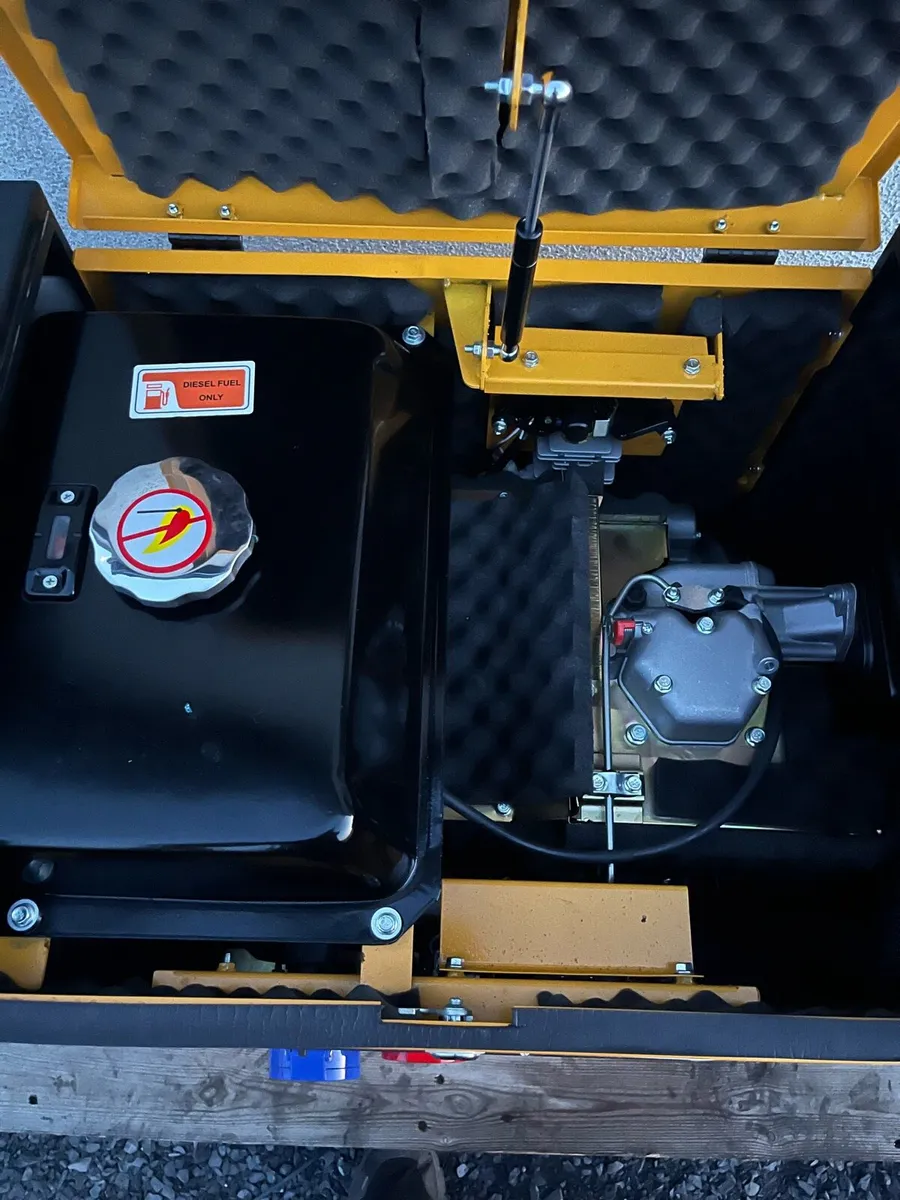 Special Howden Diesel Generator 10HP 5KW Electric - Image 3