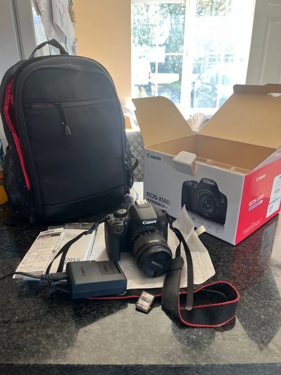 Canon EOS 850D Kit including EF-S 18-55 IS STM lens - Image 2