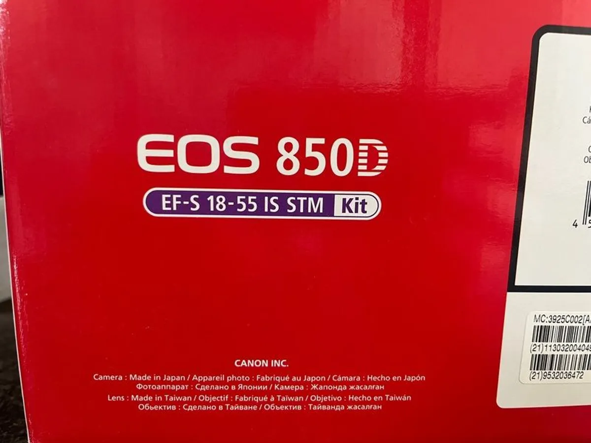 Canon EOS 850D Kit including EF-S 18-55 IS STM lens - Image 3