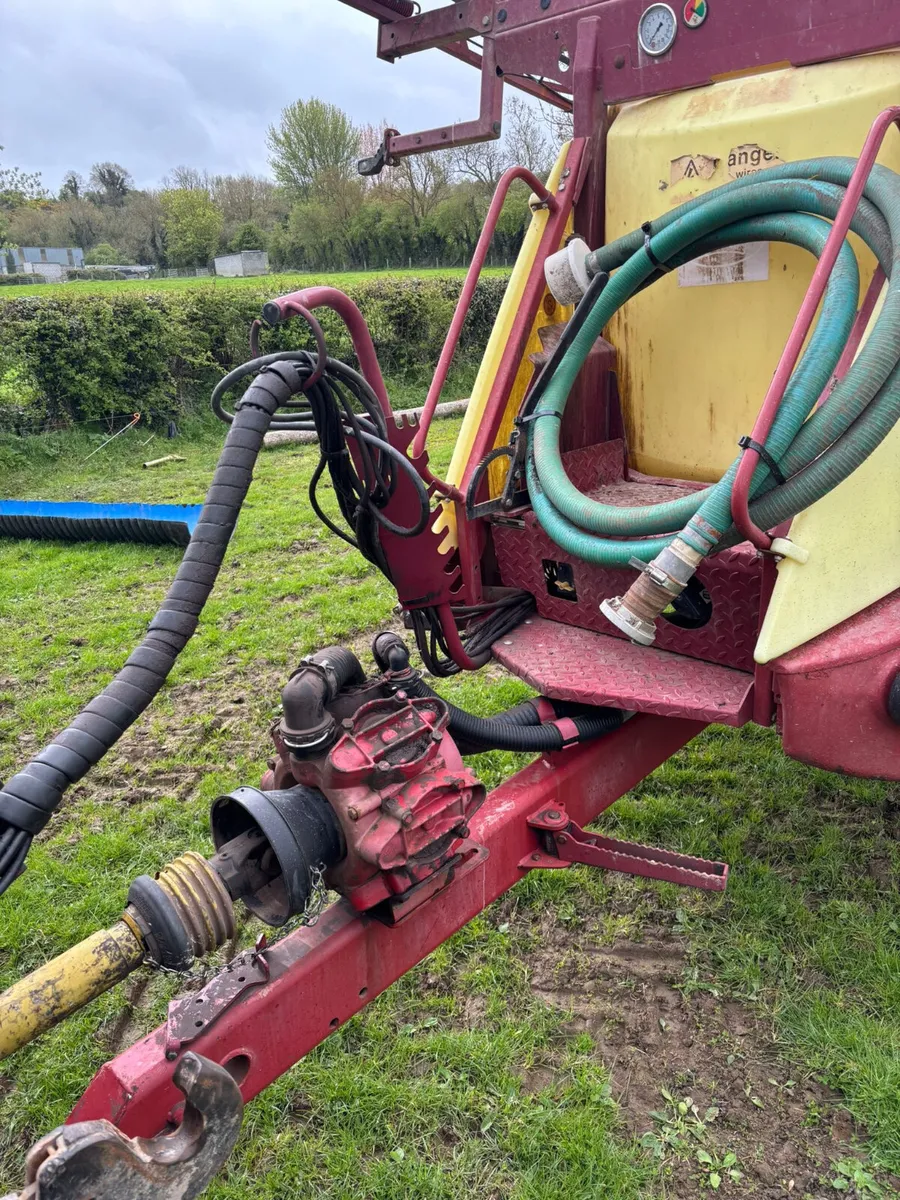 Hardi sprayer trailed - Image 4