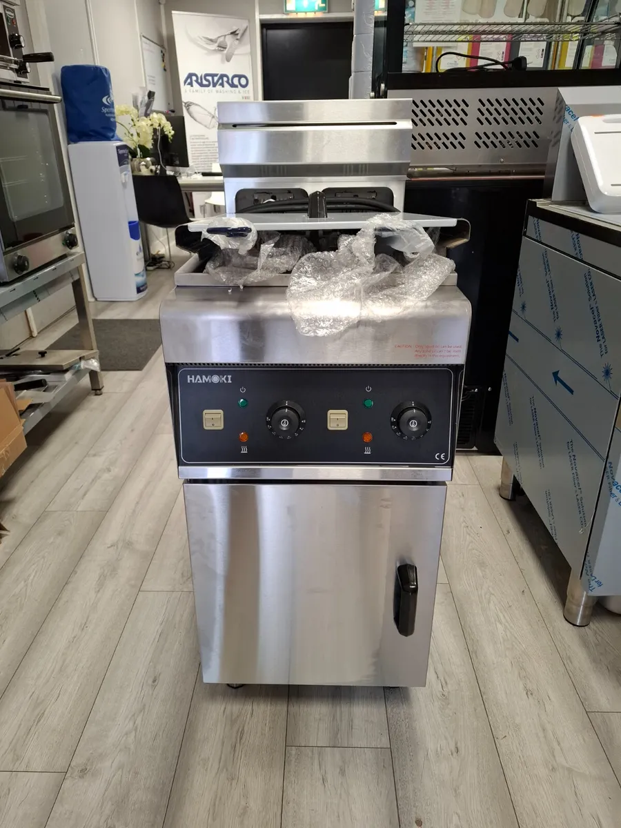 Twin tank commercial fryer electric 2 x 10L tanks - Image 1