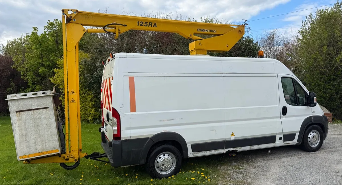 2011 Fiat Ducato Cherry Picker - Image 3