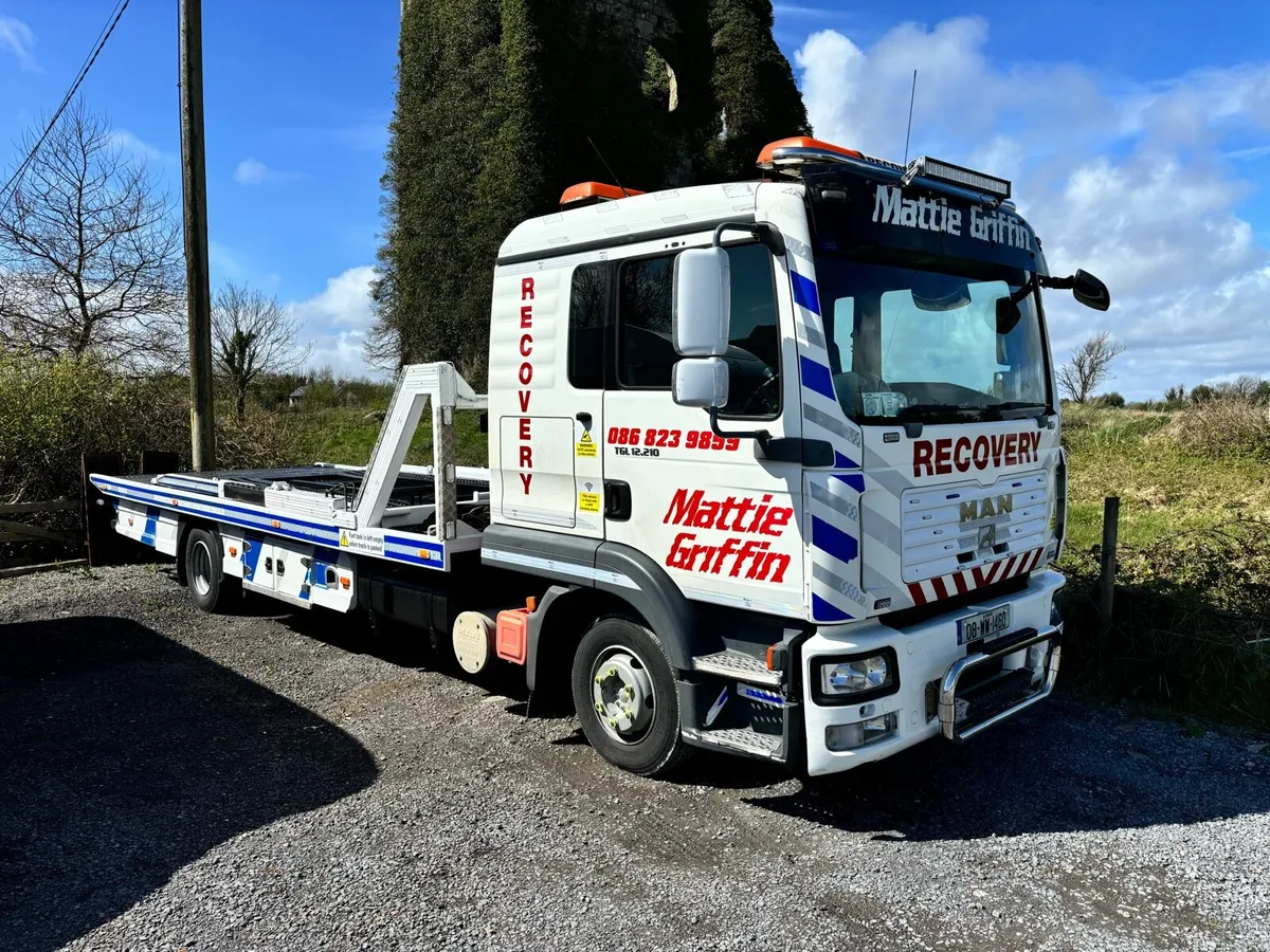 Twin Deck Man Recovery Truck TGL 12.210 - Image 2