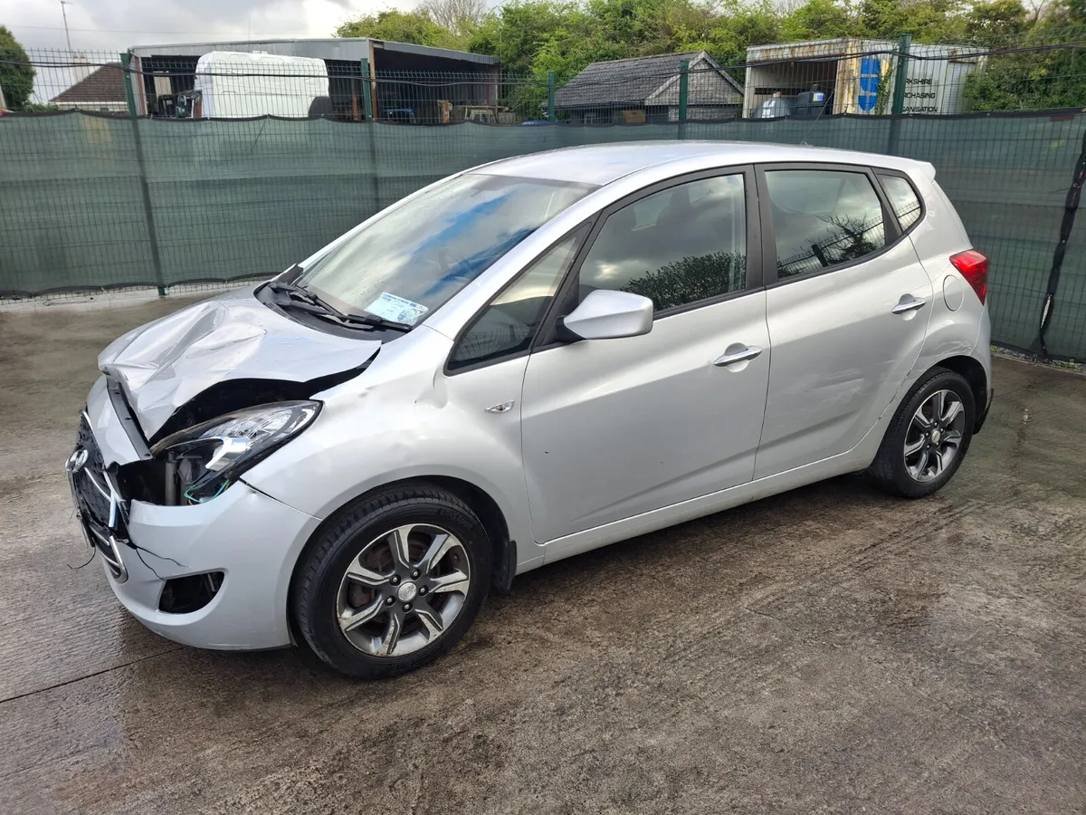 2016 Hyundai ix20  Deluxe  1.4 Diesel - Image 2