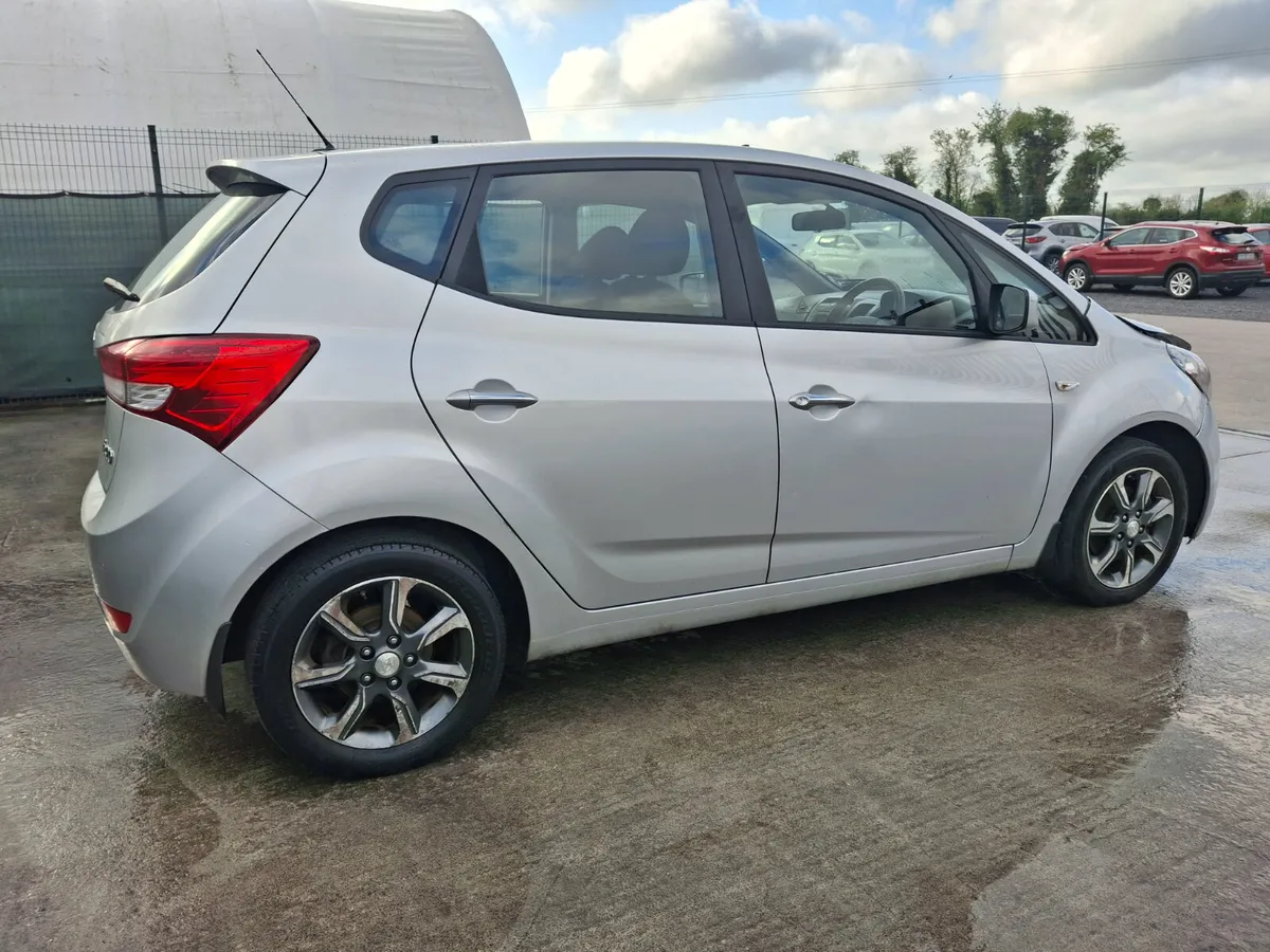 2016 Hyundai ix20  Deluxe  1.4 Diesel - Image 3