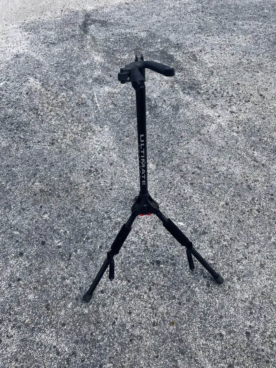 Guitar stand - Image 1