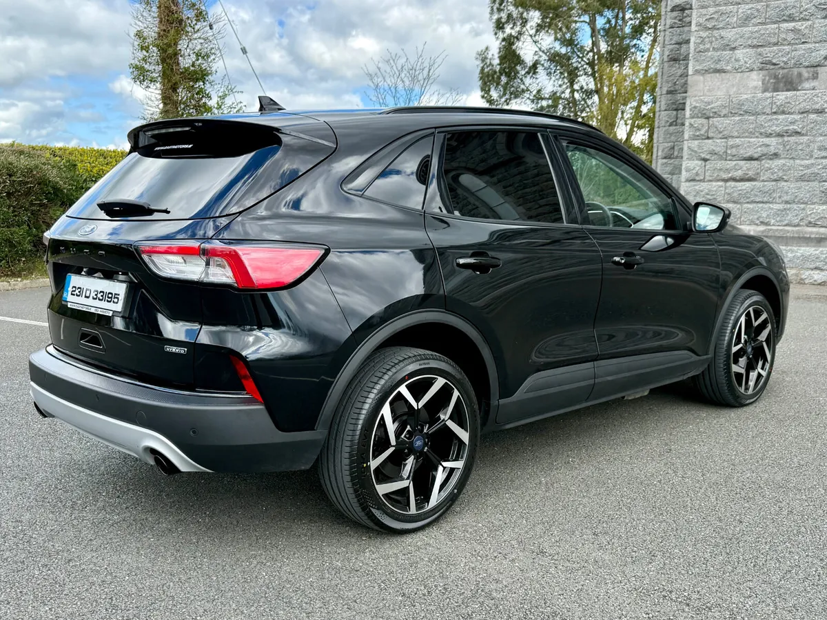 2023 Ford Kuga Van AUTOMATIC 2.5 PLUG IN HYBRID - Image 3