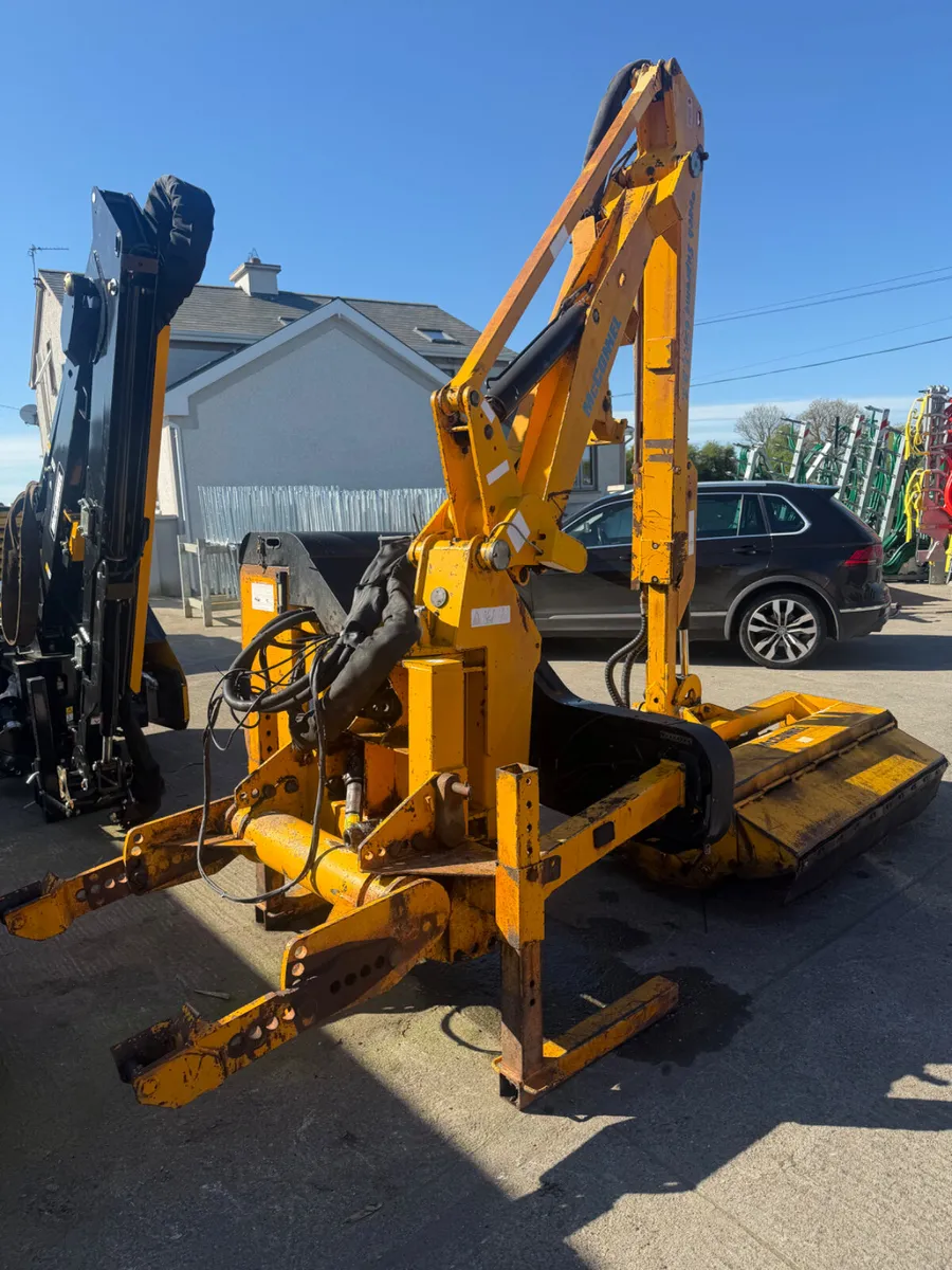 🚨McConnel 650t axle or 3point linkage 🚨 - Image 1