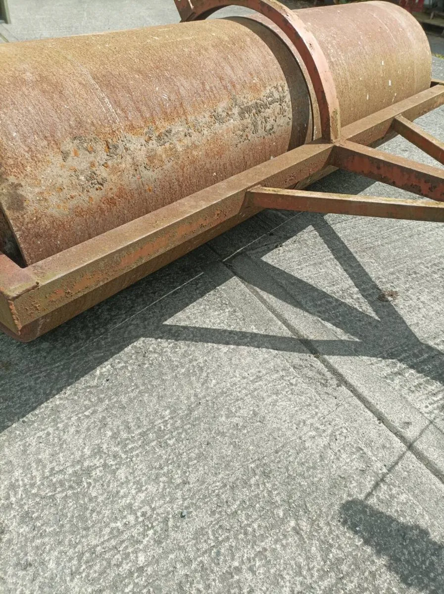8 foot water roller - Image 4