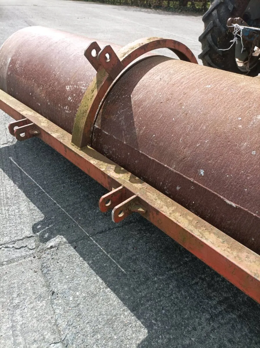 8 foot water roller - Image 2