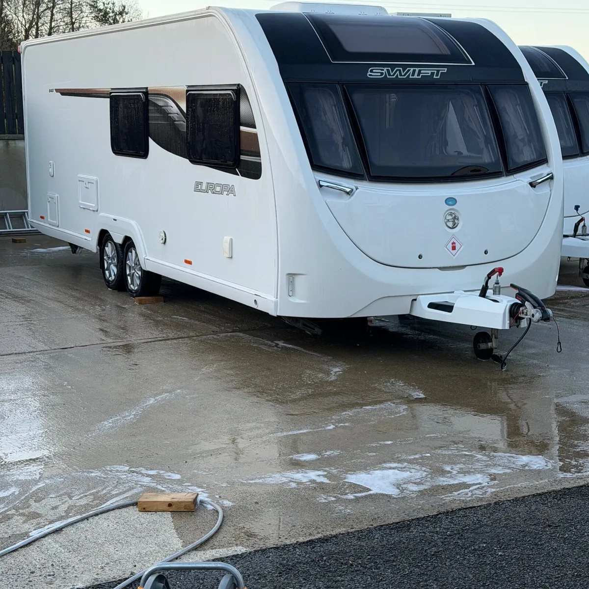 Swift Europa 840/6 TX **8FT Wide** Air Awning - Image 1