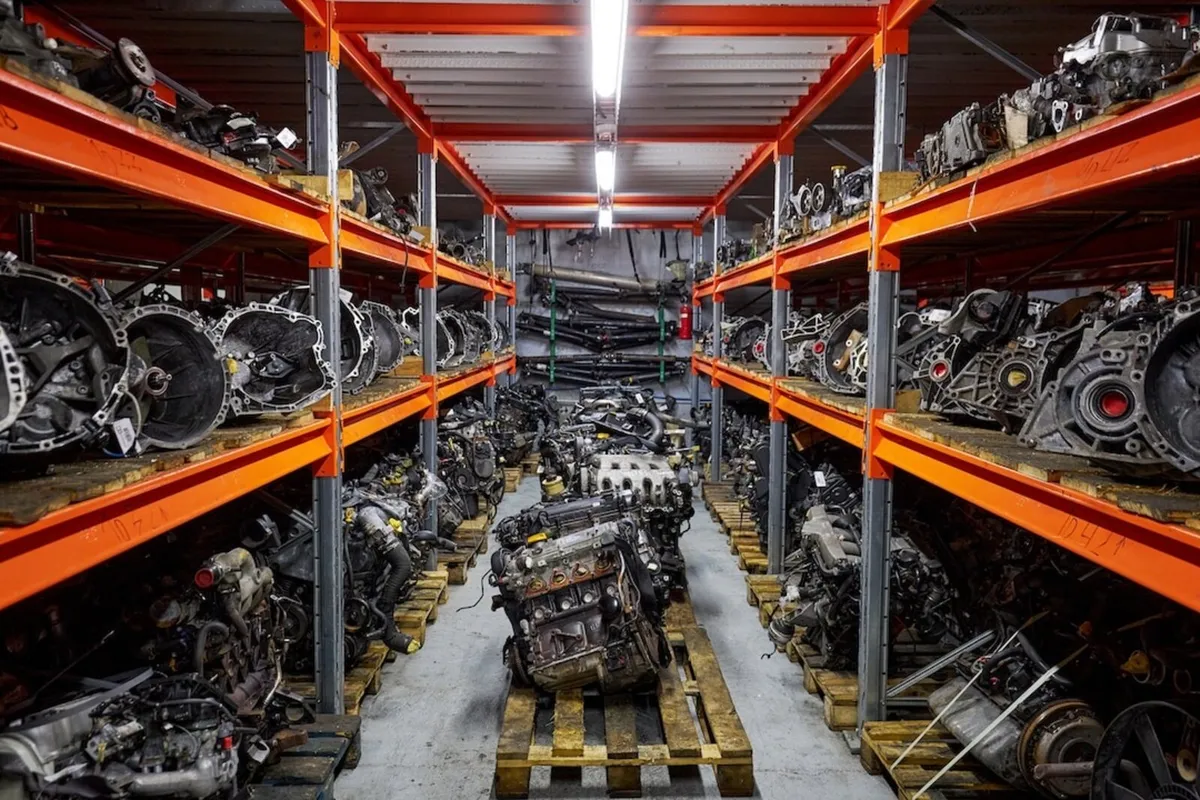 Engines and gearboxes- CLEARANCE - Image 3