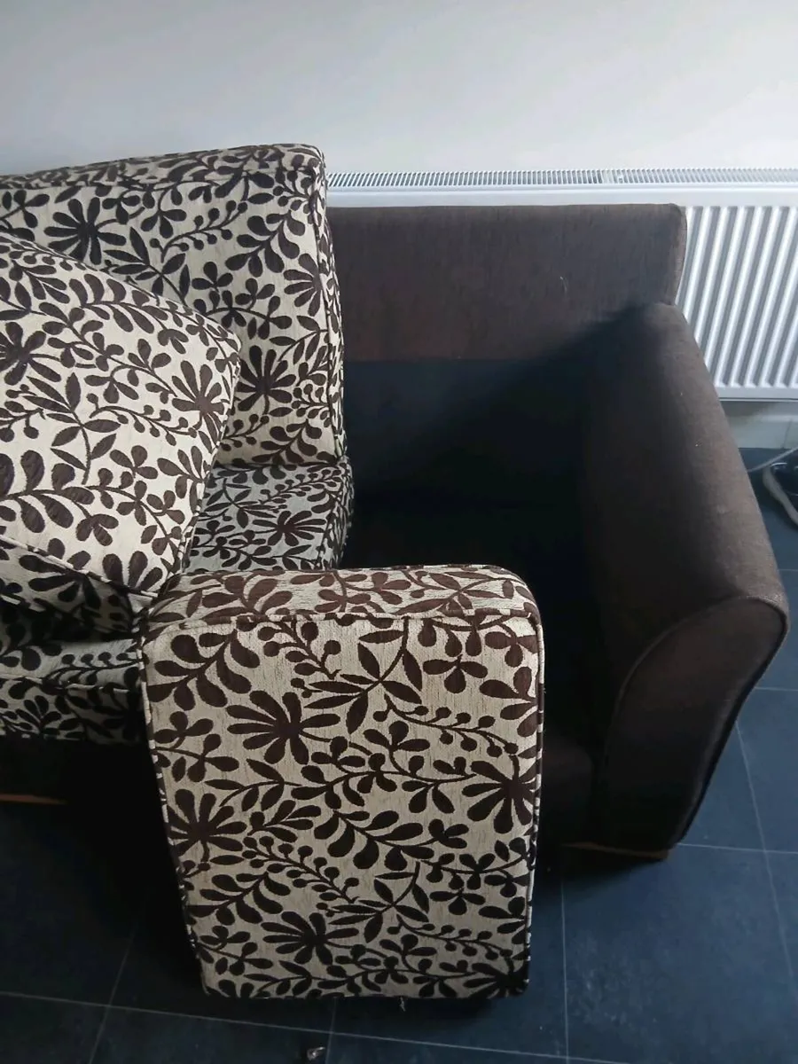 Settee - Image 3