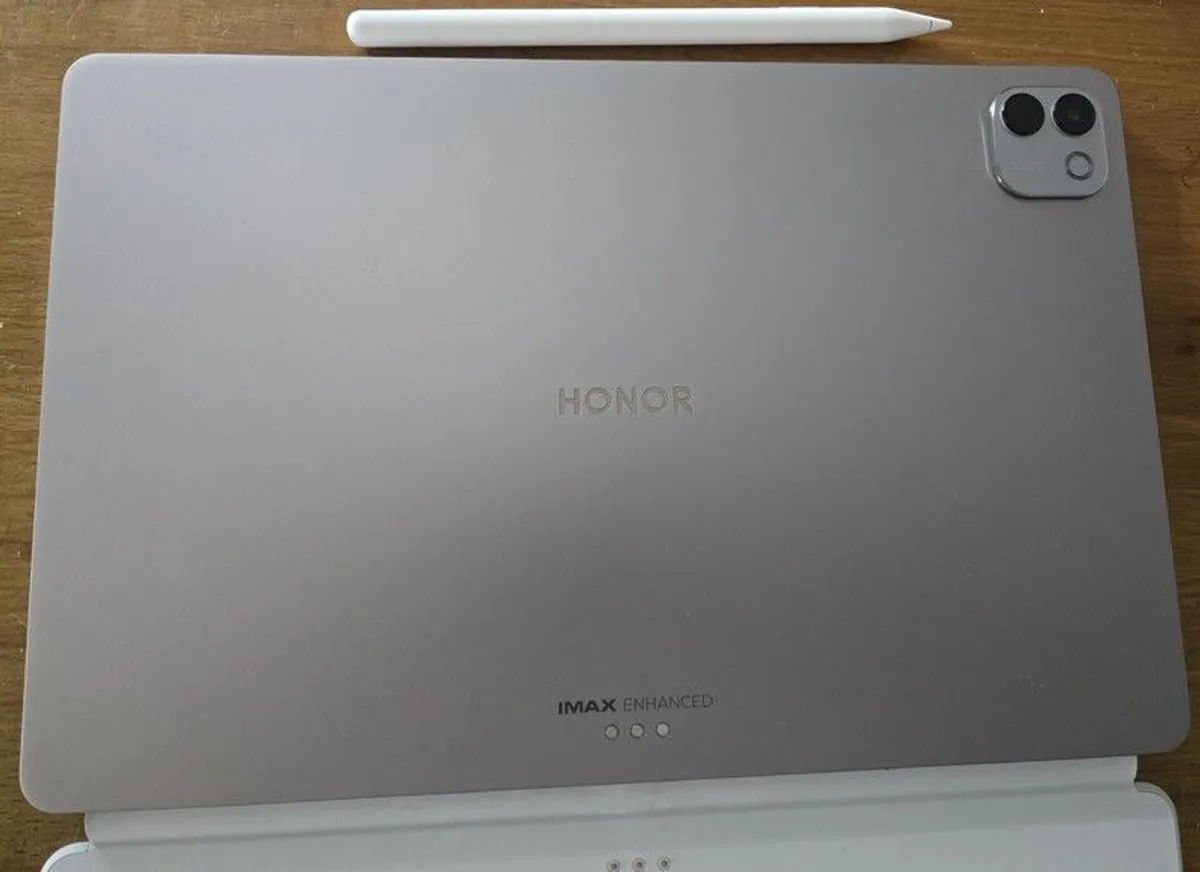 HONOR MagicPad 4 + AI Keyboard Case with Touchpad + Magic-Pencil 4s - As New - Fully Boxed - Image 4