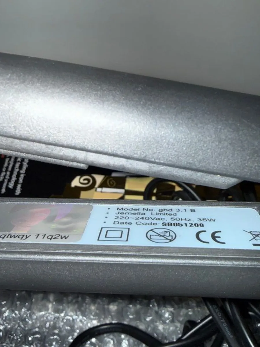 GHD Professional Hairstyling Iron - Image 4