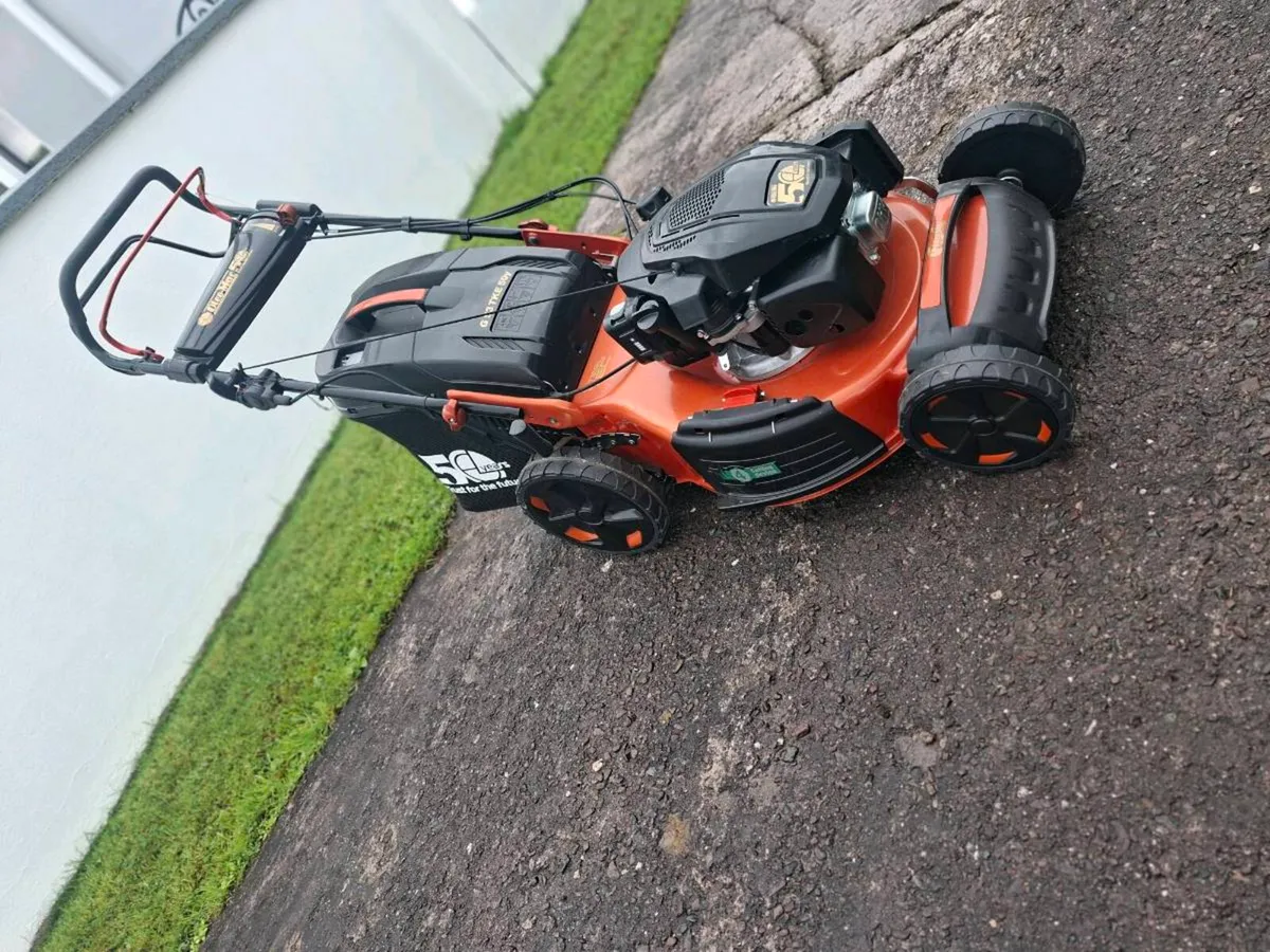 Lawnmower - Image 4