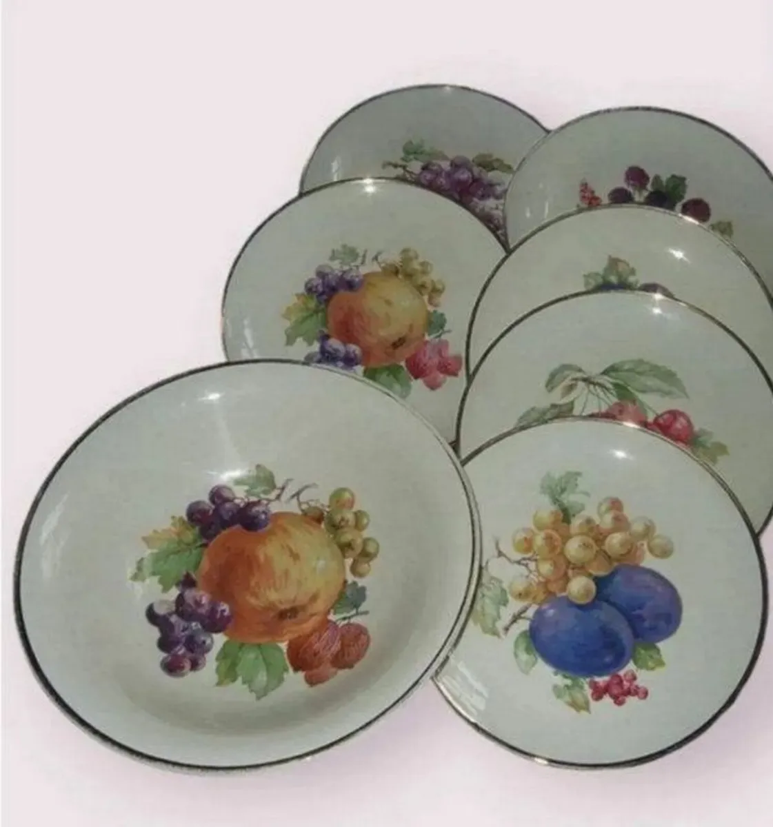 Vintage Serving Bowl Set 22ct Trimmed - Image 4