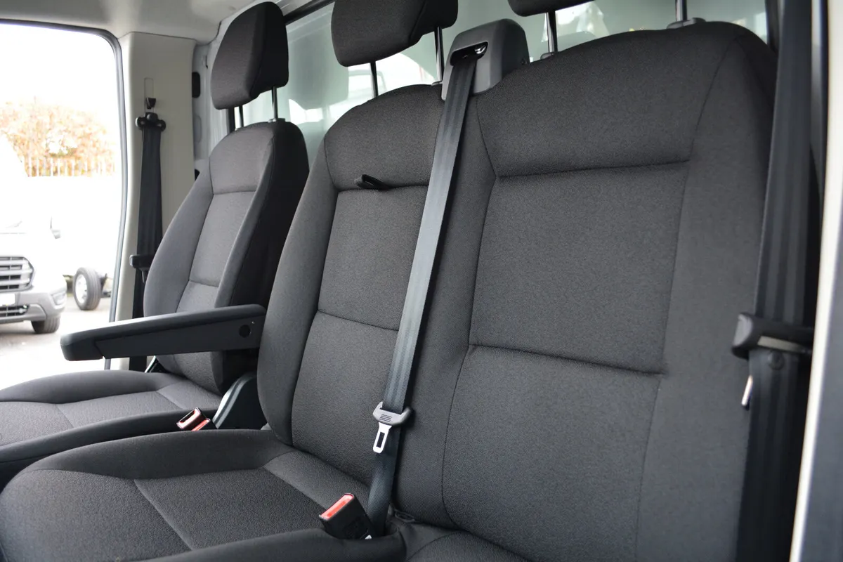 Opel Movano Box & Lift HIRE 2-4yrs - Image 2