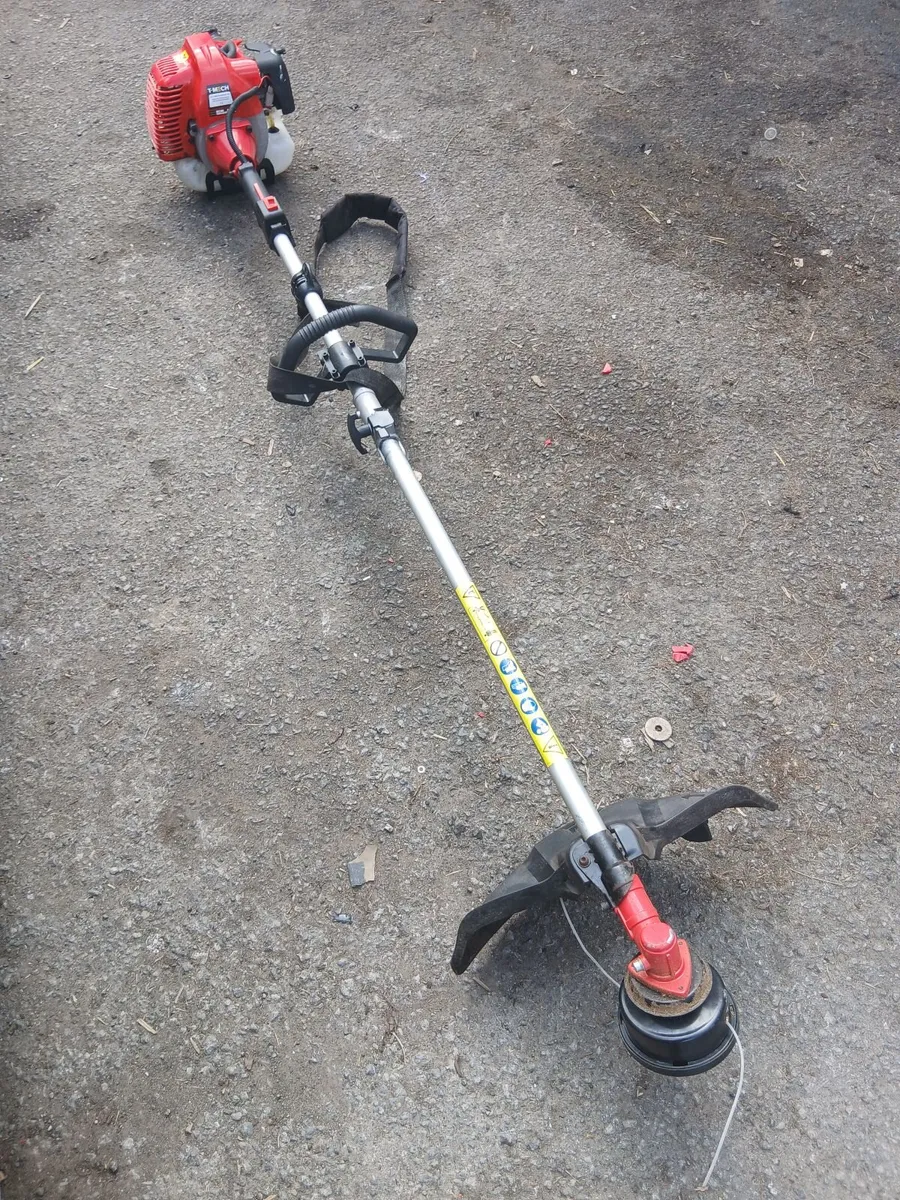 New grass strummers running 💯 priced 80e - Image 4