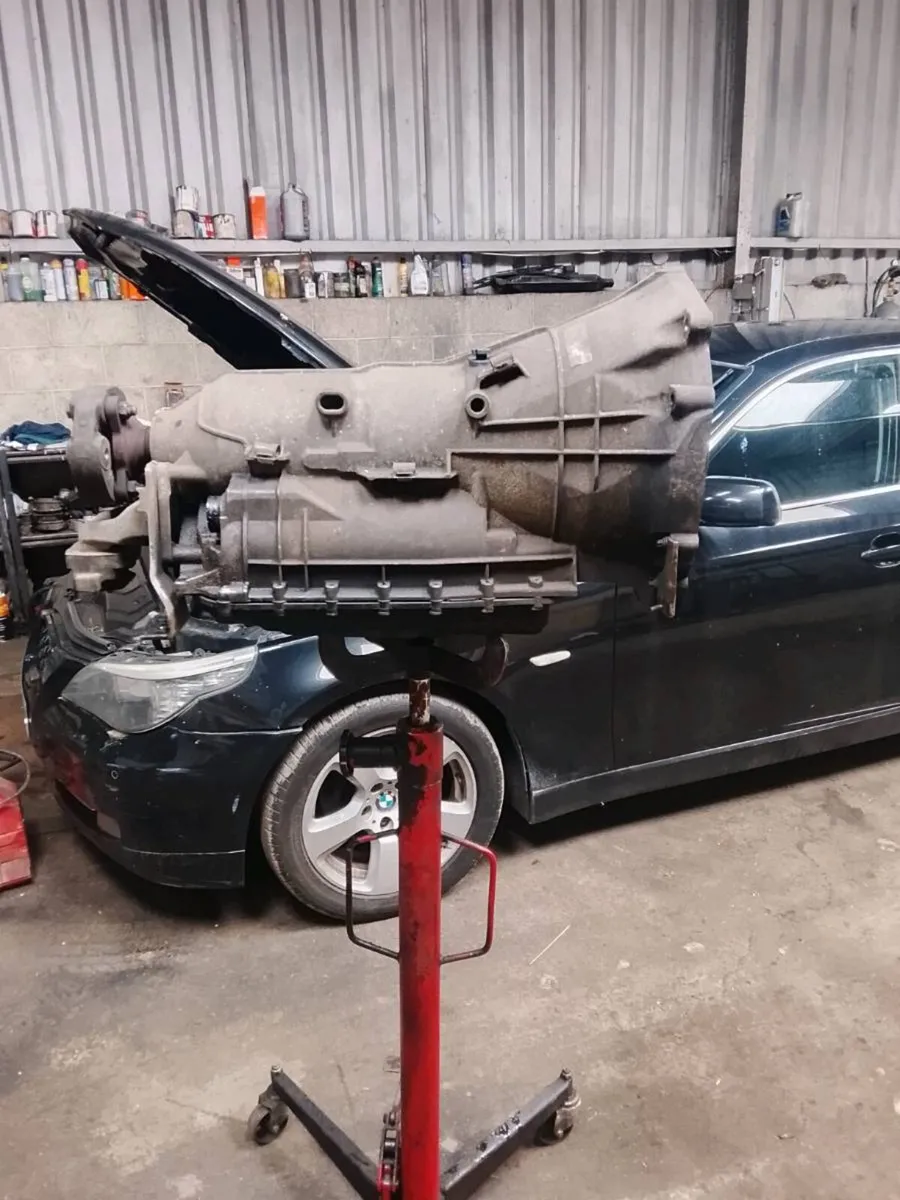 Automatic Transmission BMW 520 - Image 1