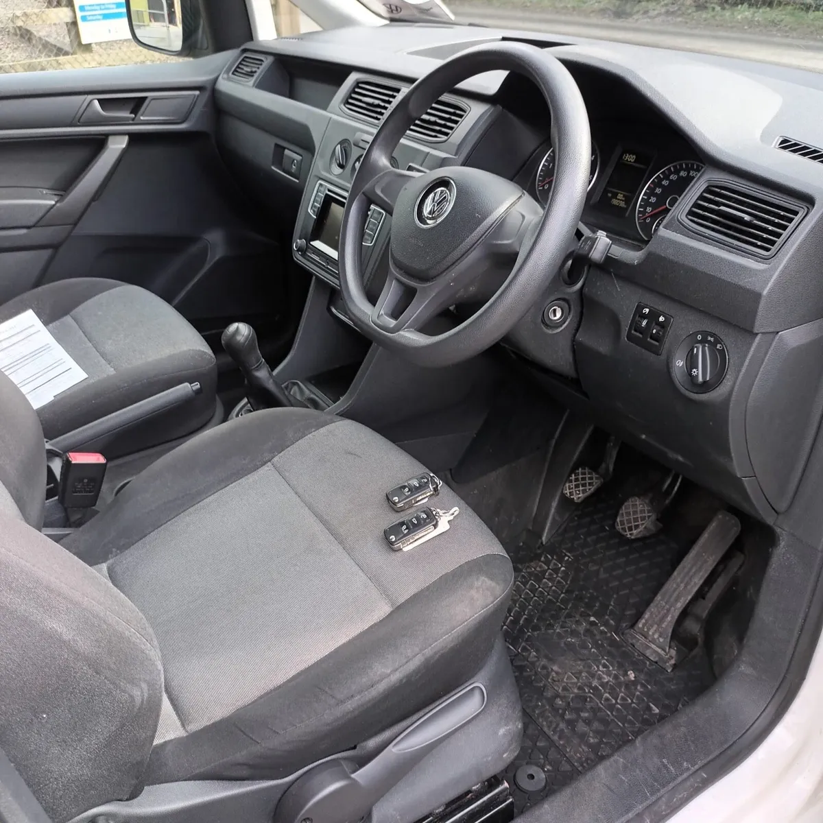 2020 VW caddy - Image 4