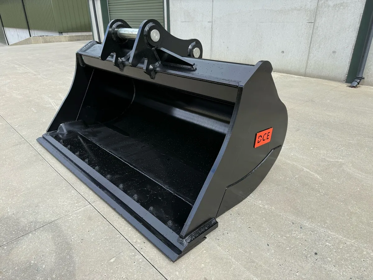 New DCE 35 ton 90 mm pin grading bucket - Image 3