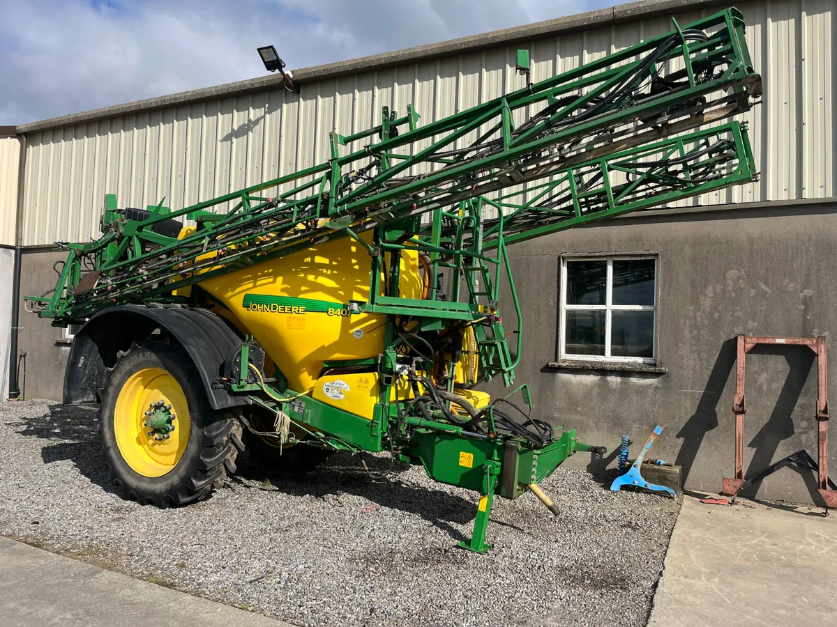 John Deere 840 i - Image 1