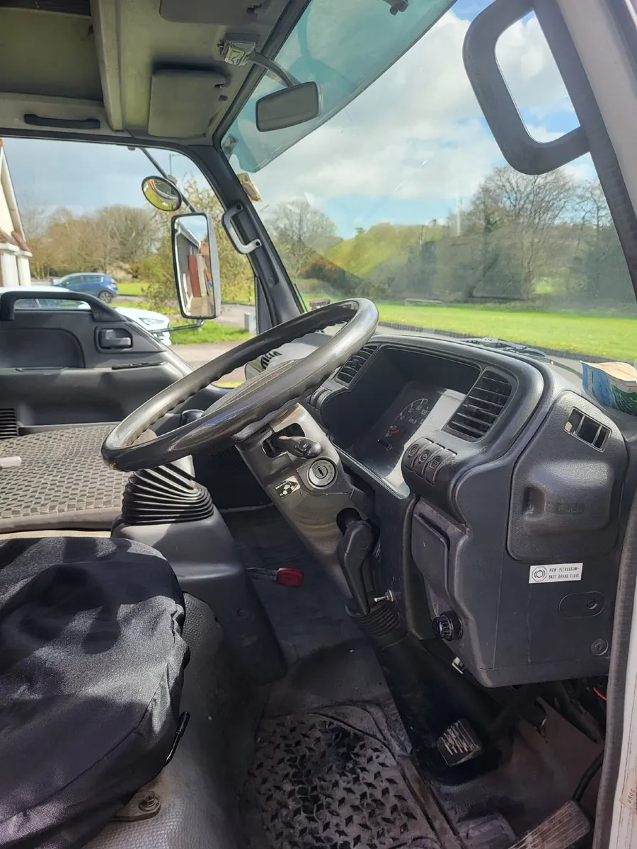 Isuzu Other 2007 - Image 2