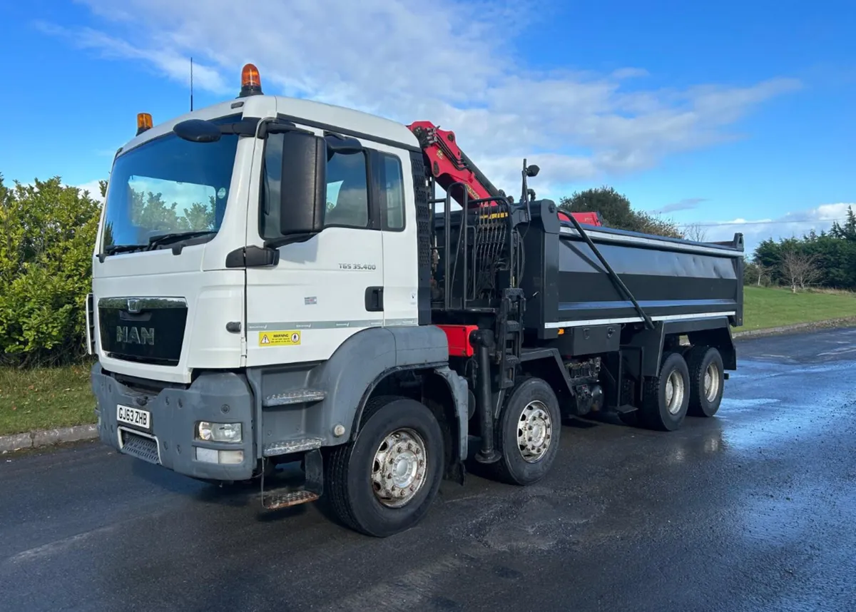 2014 Man TGS 35.400 8x4 Grab - Image 1
