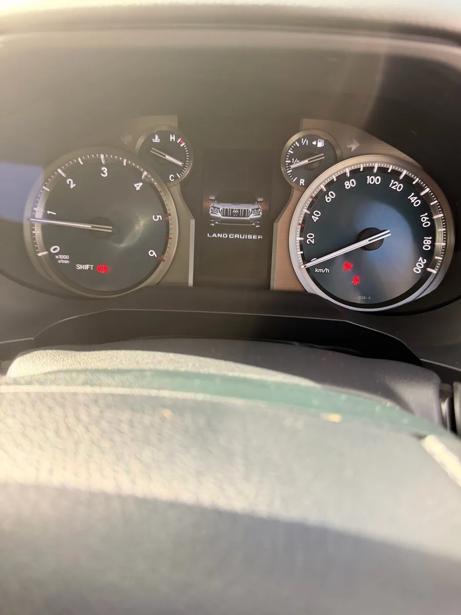 Toyota Land Cruiser 2021 - Image 2