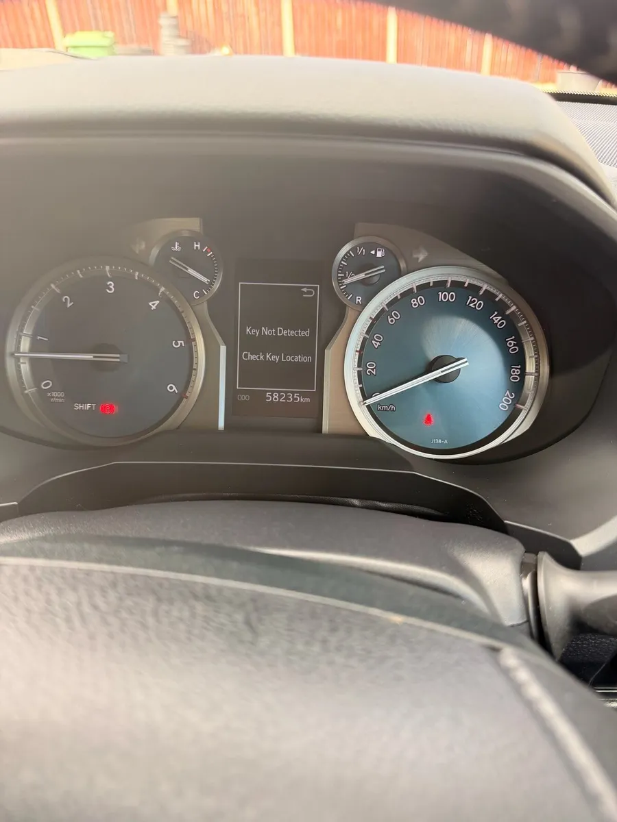 Toyota Land Cruiser 2021 - Image 3