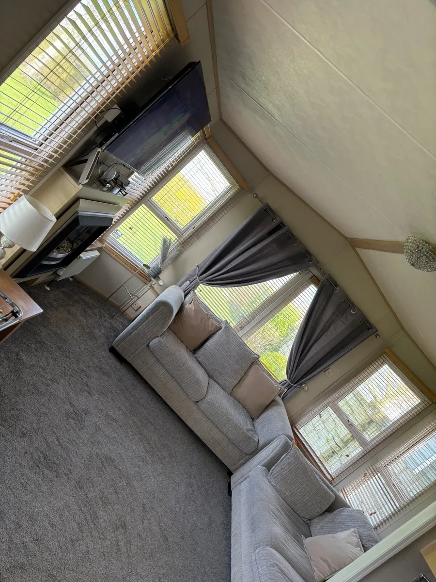 Mobile home - Image 1