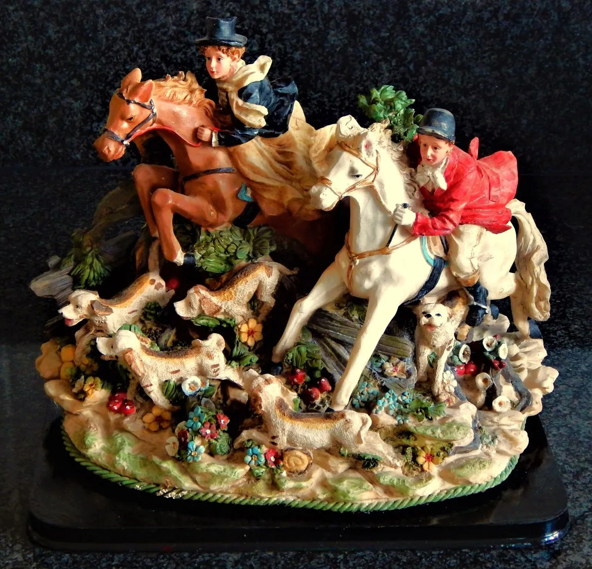 Hunt Scene Figurine on Base - Image 1