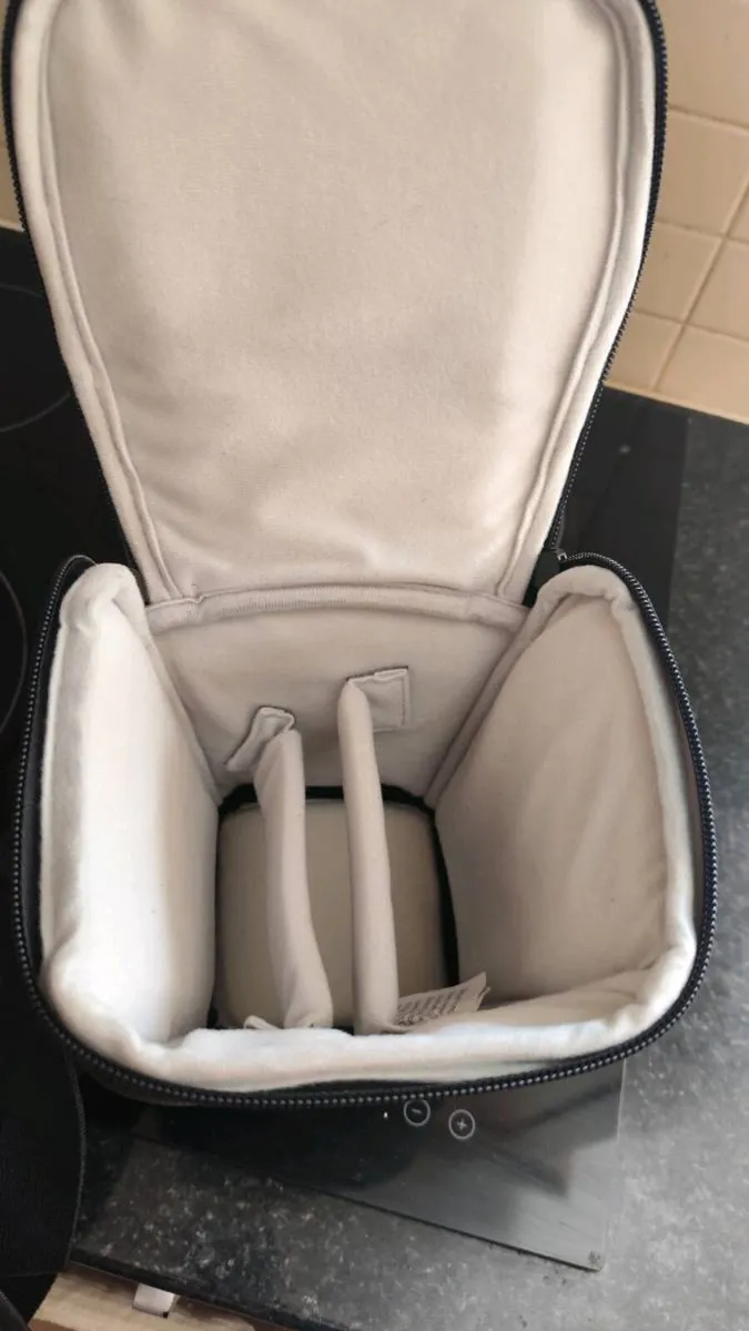 Camera bag - Image 2