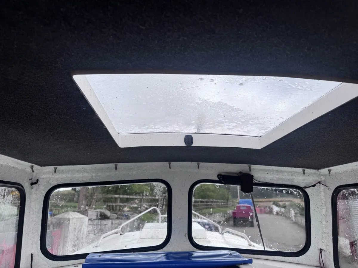 Hardy fishing boat 16ft - Image 4