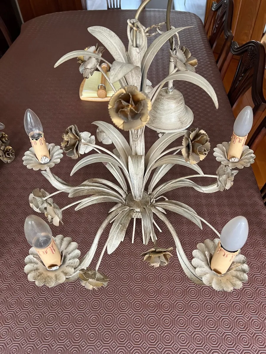 Living room Lights - Image 1