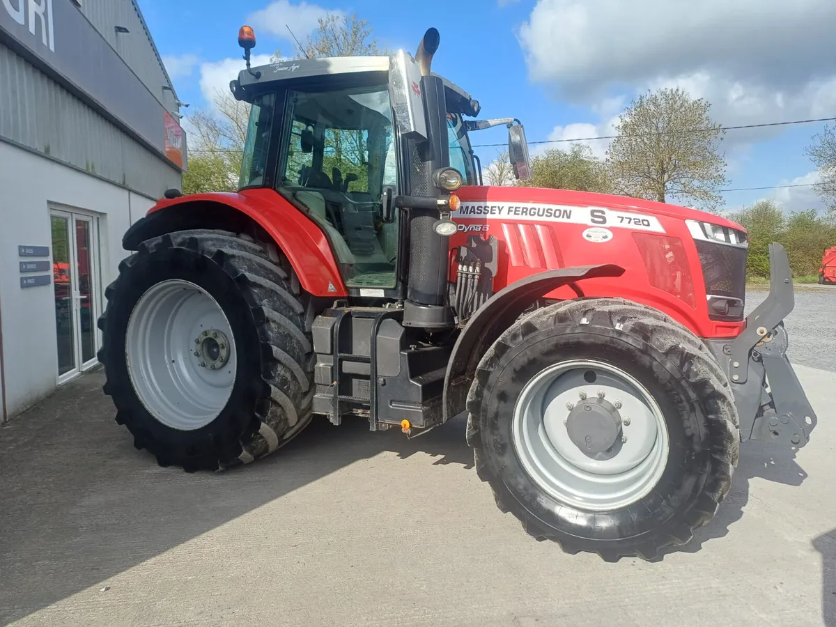 Massey Ferguson 7720 S - Image 2
