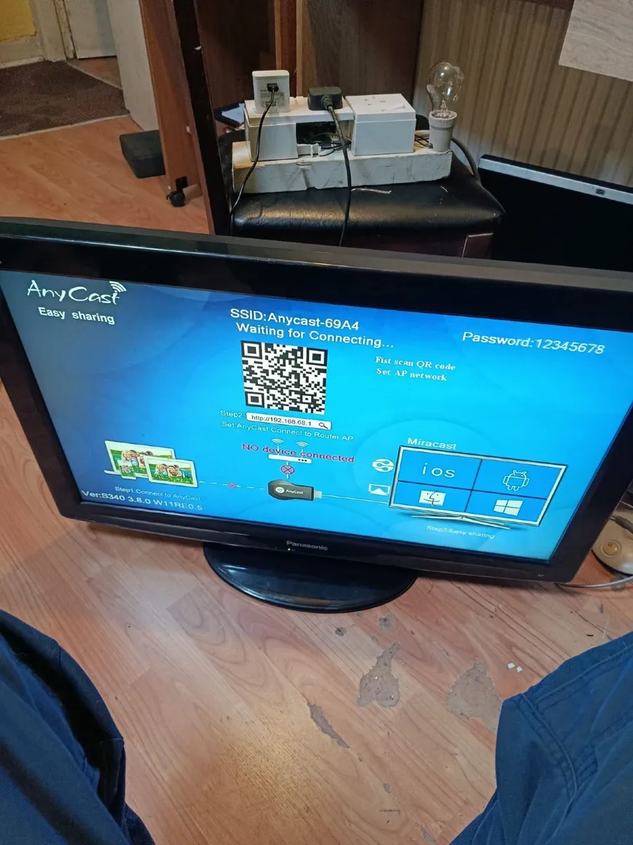 TV lcd 32 Inch  Panasonic - Image 1