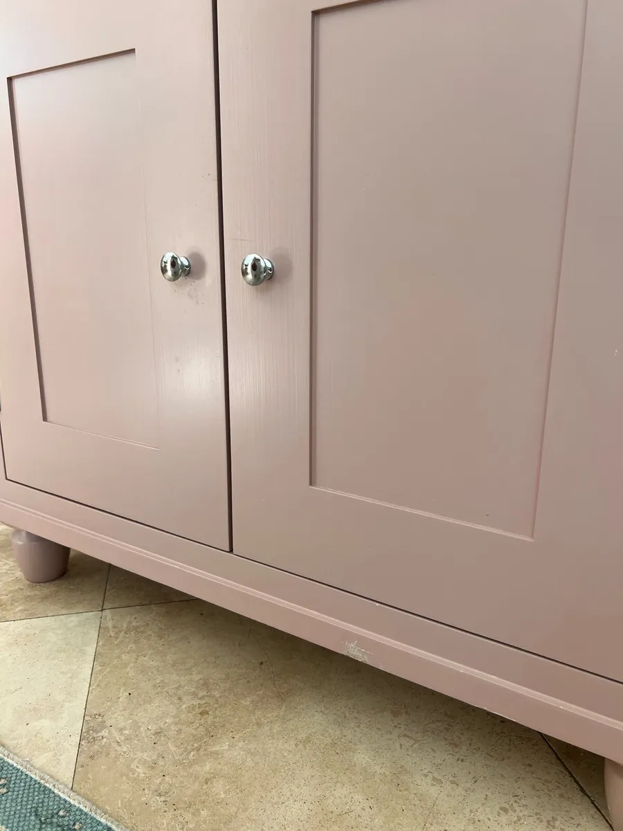 Neptune furniture priced individually - Image 4