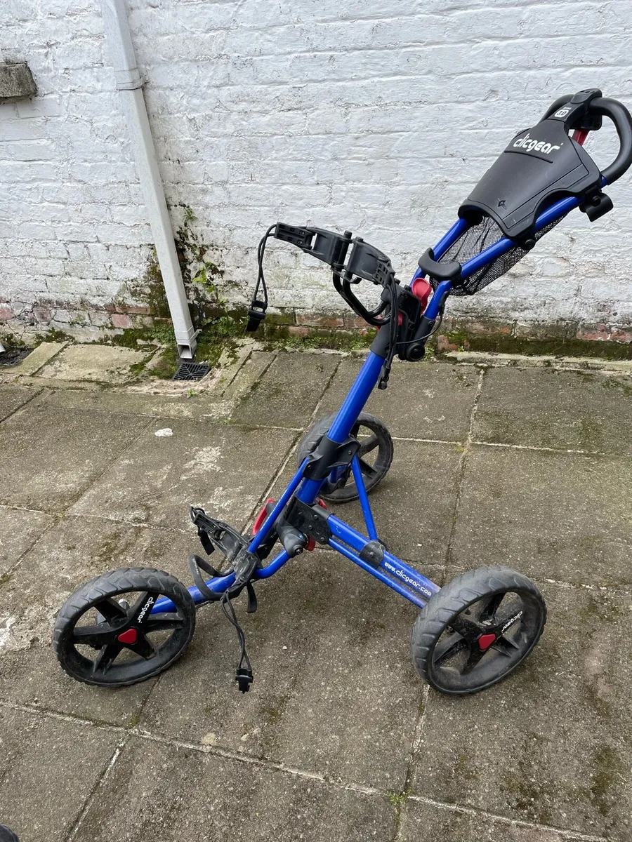 Clicgear 3.0 golf trolley - Image 1