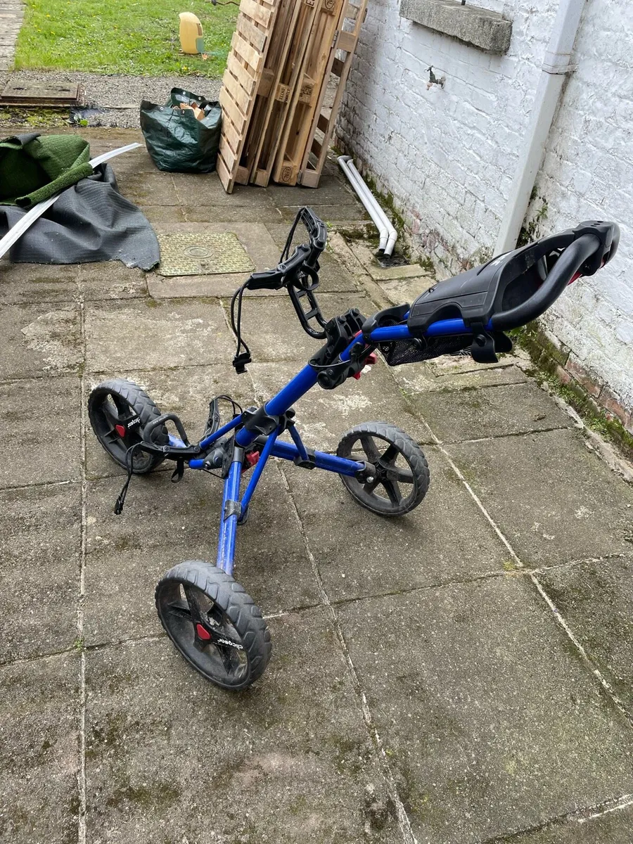 Clicgear 3.0 golf trolley - Image 2
