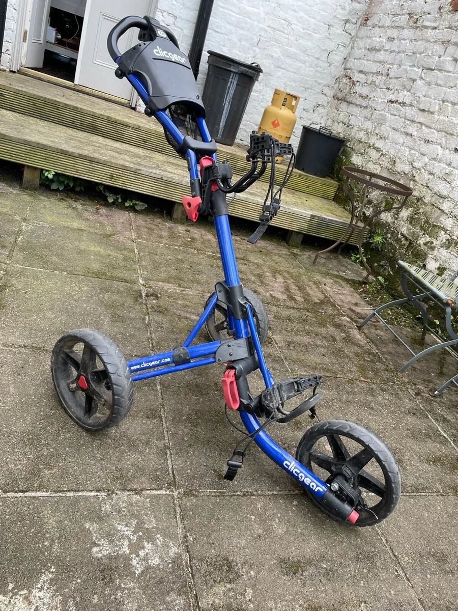 Clicgear 3.0 golf trolley - Image 3