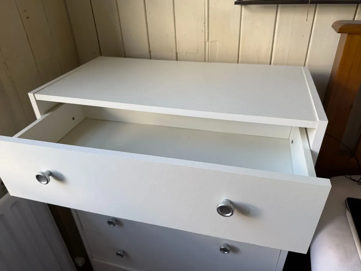 Chest of drawers - Image 2