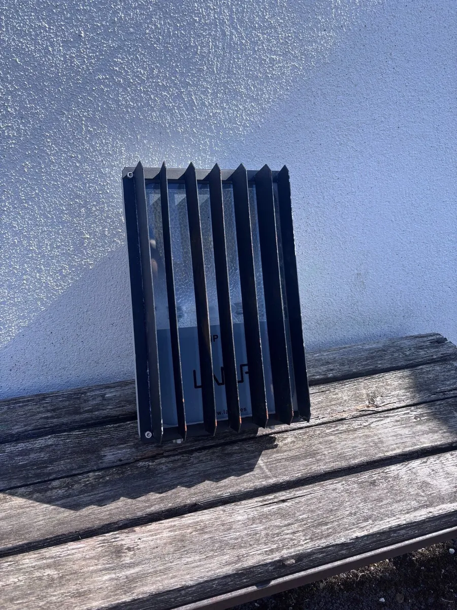 Floodlights - Image 2