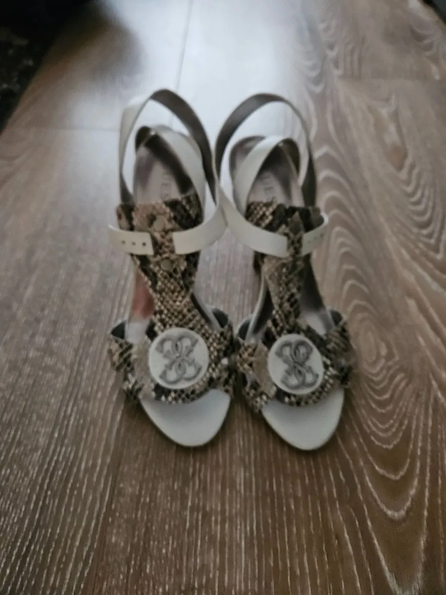 Guess heels - Image 3