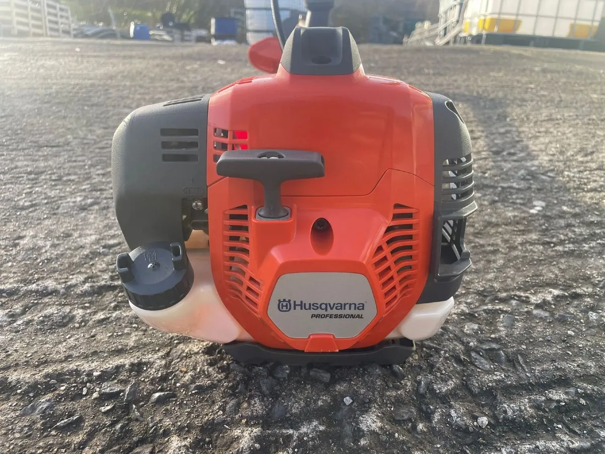 Husqvarna professional 525RX Strimmer - Image 3